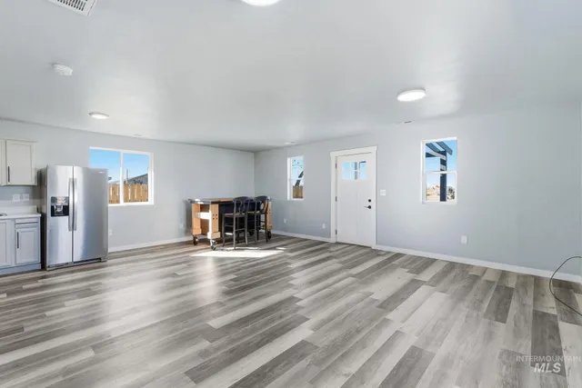 $295,000 | 410 South Roswell Boulevard, Parma, ID 83660