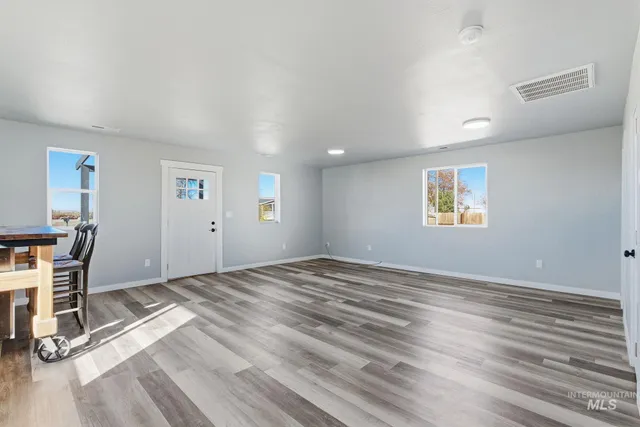 $295,000 | 410 South Roswell Boulevard, Parma, ID 83660