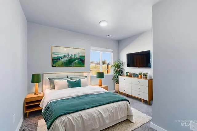 $295,000 | 410 South Roswell Boulevard, Parma, ID 83660