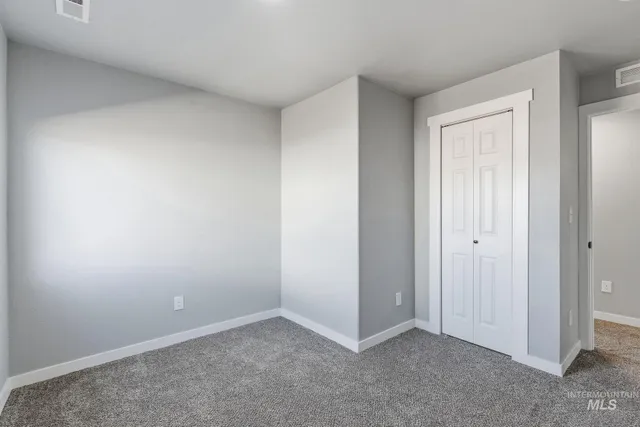 $295,000 | 410 South Roswell Boulevard, Parma, ID 83660