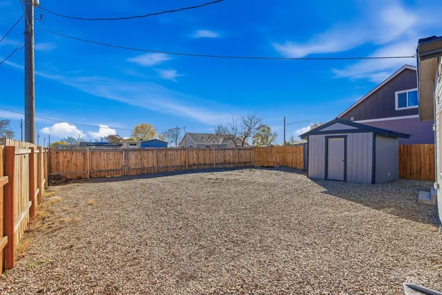 $295,000 | 410 South Roswell Boulevard, Parma, ID 83660