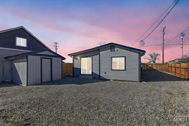 $295,000 | 410 South Roswell Boulevard, Parma, ID 83660