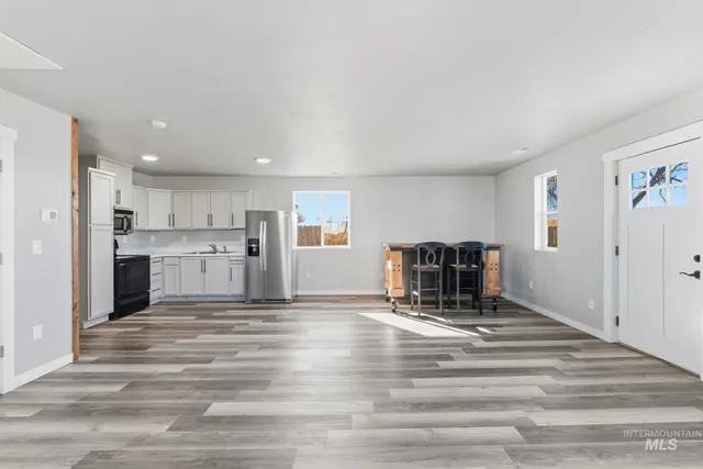 $295,000 | 410 South Roswell Boulevard, Parma, ID 83660