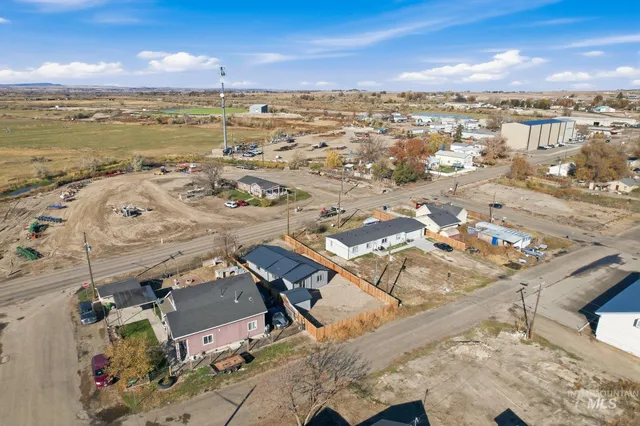 $295,000 | 410 South Roswell Boulevard, Parma, ID 83660