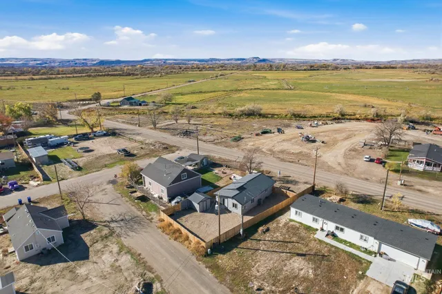 $295,000 | 410 South Roswell Boulevard, Parma, ID 83660