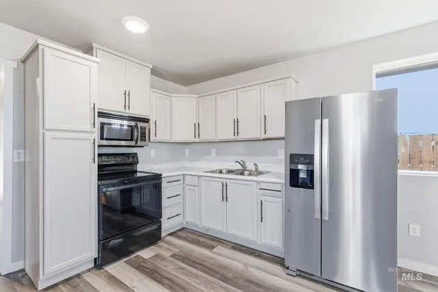 $295,000 | 410 South Roswell Boulevard, Parma, ID 83660