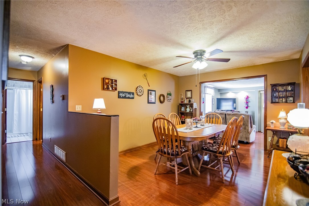 808 28th Street Vienna, WV 26105 - Photo 29 of 47