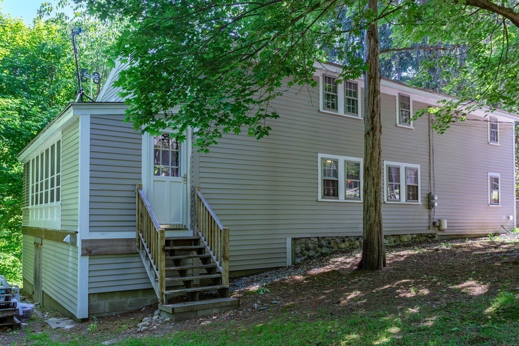 34 Starr Hill Road Littleton, MA 01460 - Photo 2 of 42 Gallery Image 2