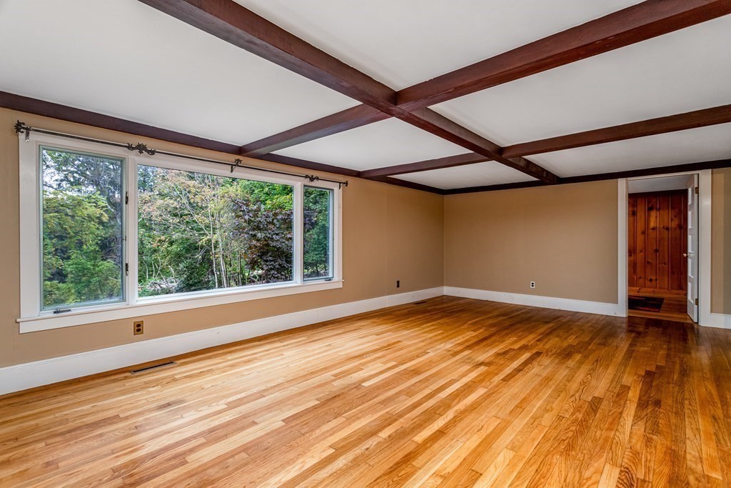 34 Starr Hill Road Littleton, MA 01460 - Photo 8 of 42 Gallery Image 8