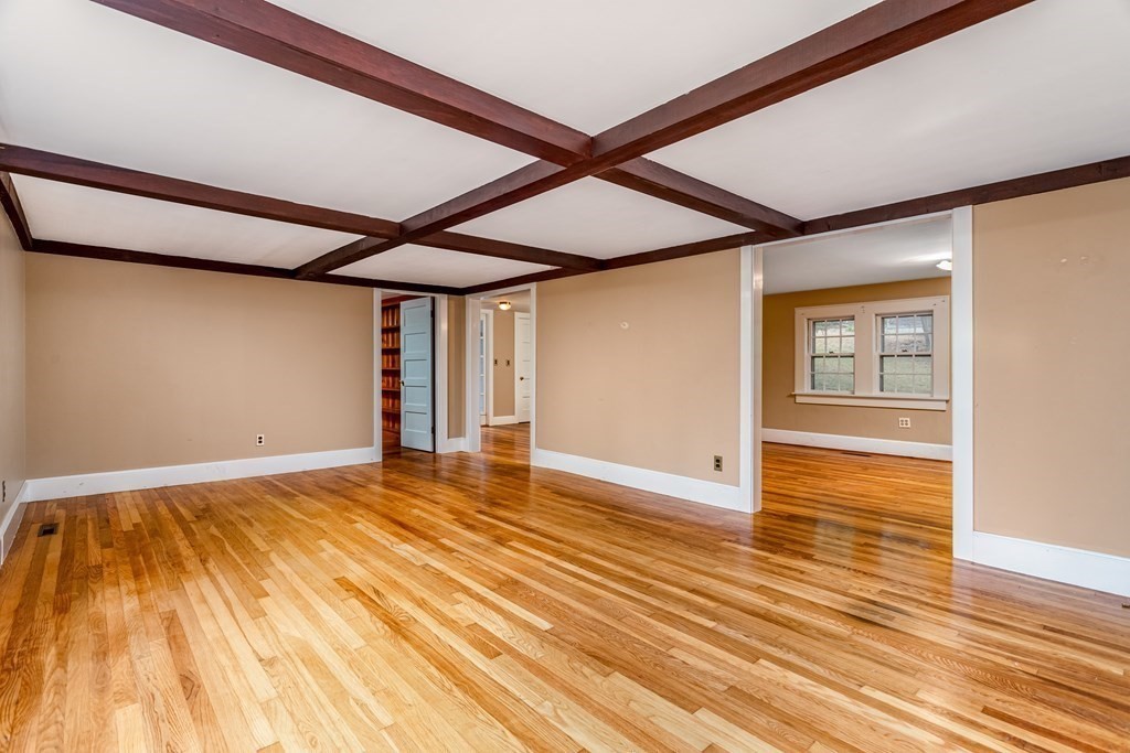 34 Starr Hill Road Littleton, MA 01460 - Photo 9 of 42 Gallery Image 9