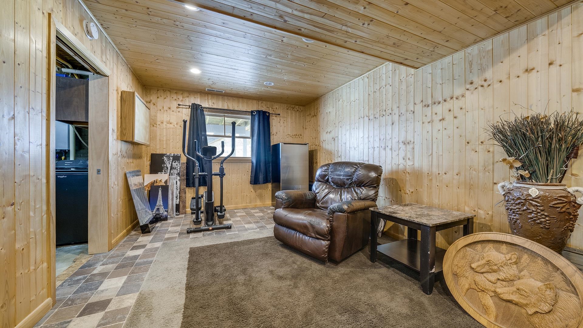 2120 West Middlebury Road Freeport, IL 61032 - Photo 18 of 25 Gallery Image 18