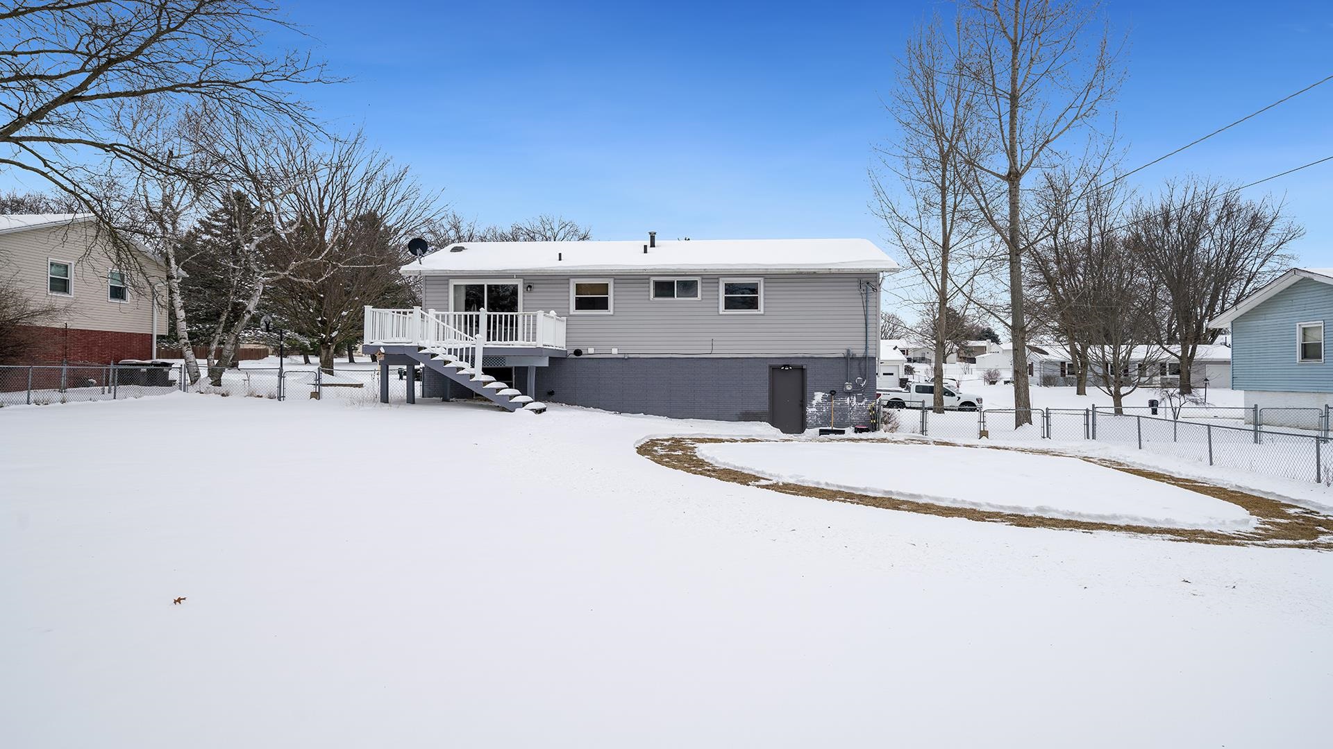 2120 West Middlebury Road Freeport, IL 61032 - Photo 24 of 25 Gallery Image 24