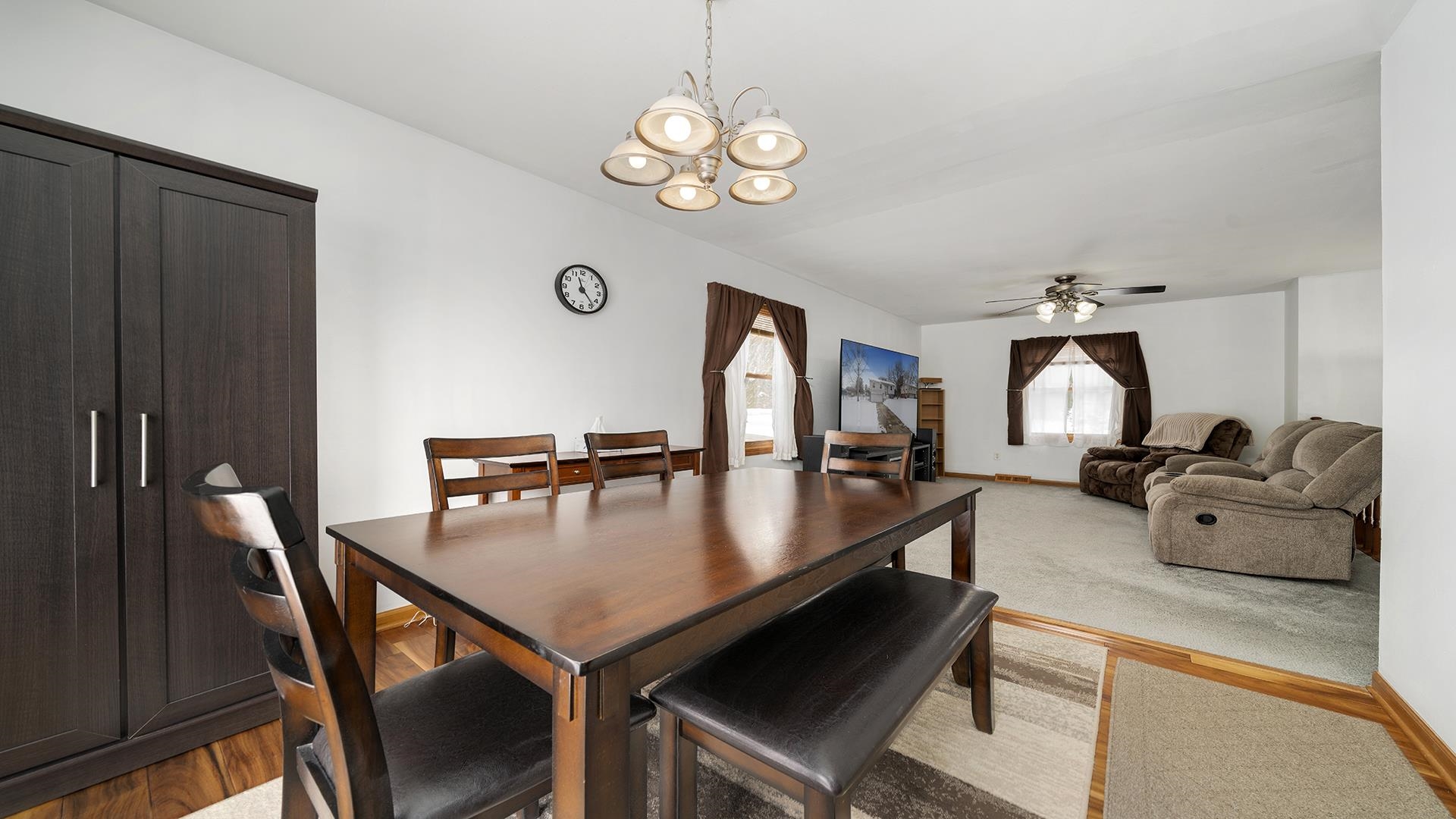 2120 West Middlebury Road Freeport, IL 61032 - Photo 7 of 25 Gallery Image 7