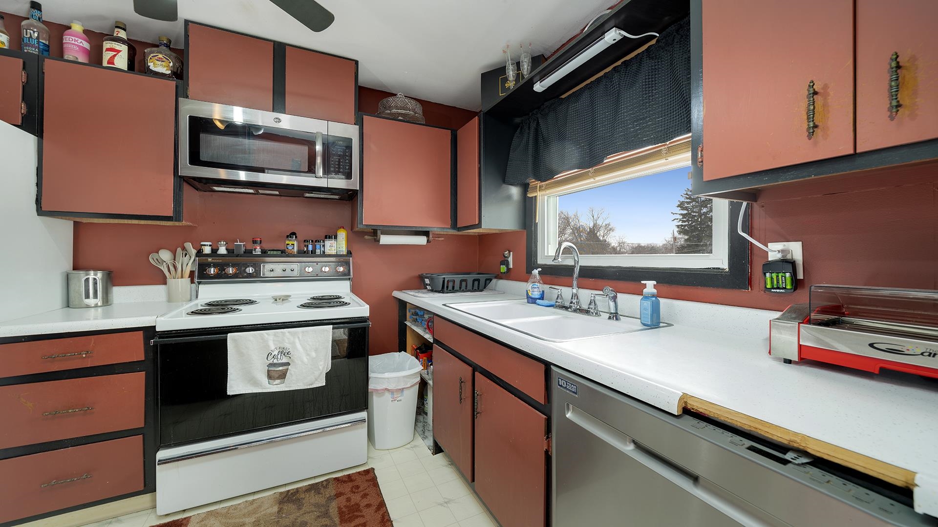2120 West Middlebury Road Freeport, IL 61032 - Photo 9 of 25 Gallery Image 9