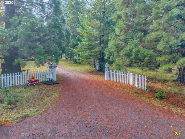 $970,000 | 24312 Cardwell Hill Drive, Philomath, OR 97370