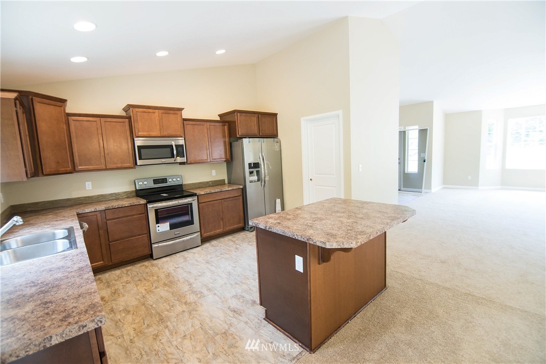 206-30 Penning Road Chehalis, WA 98532 - Photo 4 of 15