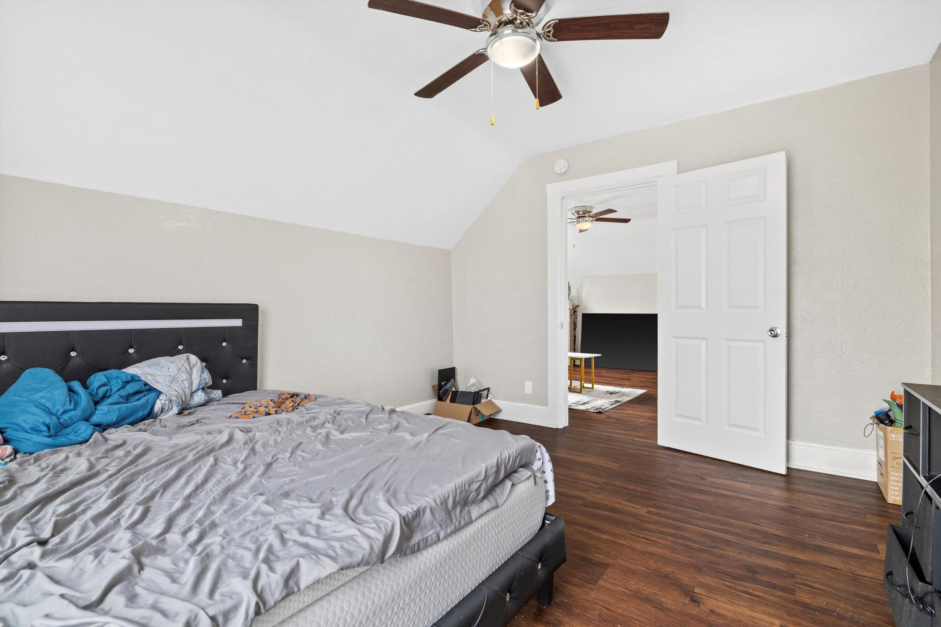 1220 North Wisconsin Street Racine, WI 53402 - Photo 13 of 21 Upper Bedroom