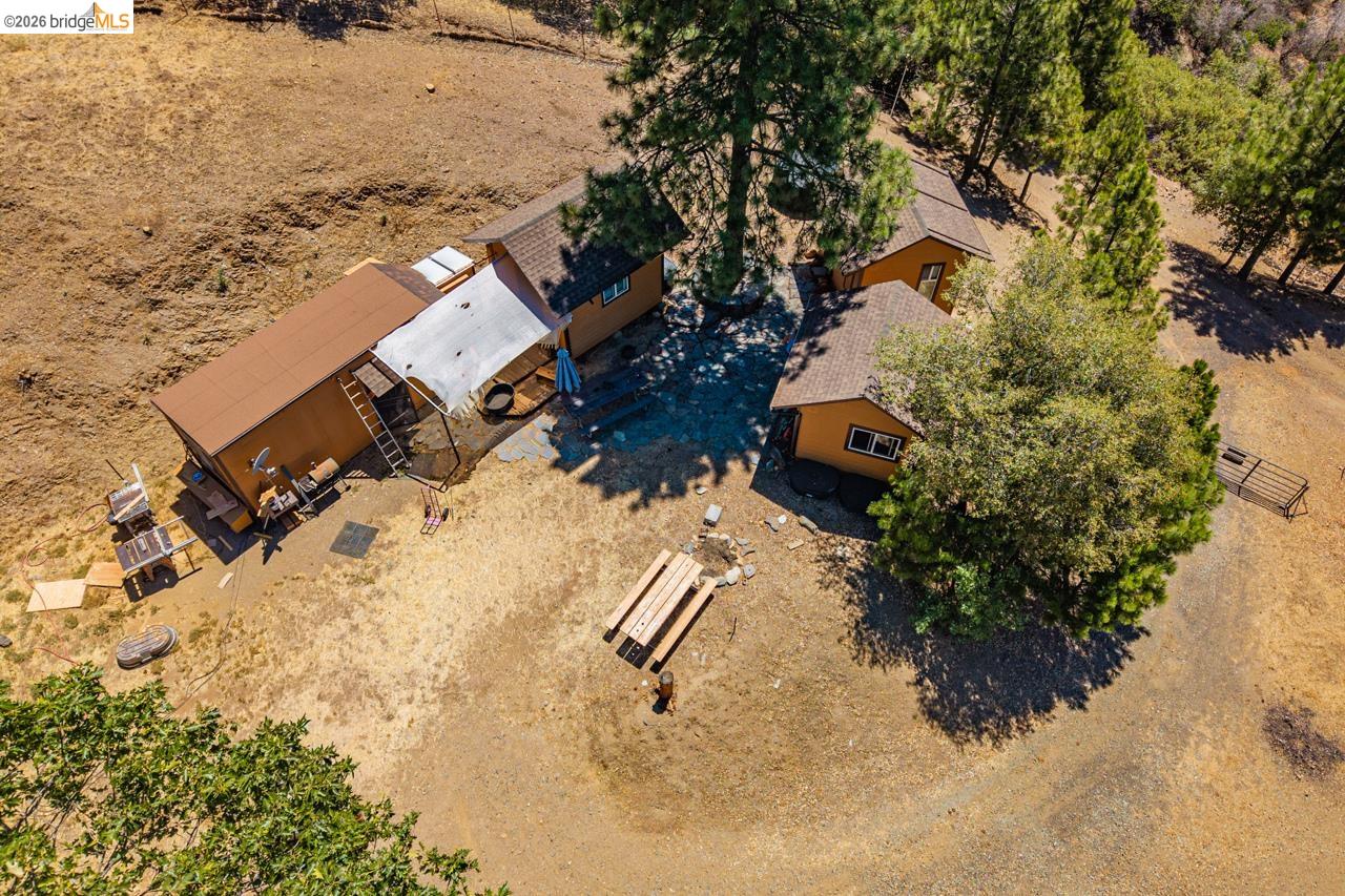 8262 Jackass Ridge Road Coulterville, CA 95311 - Photo 8 of 45 Gallery Image 8