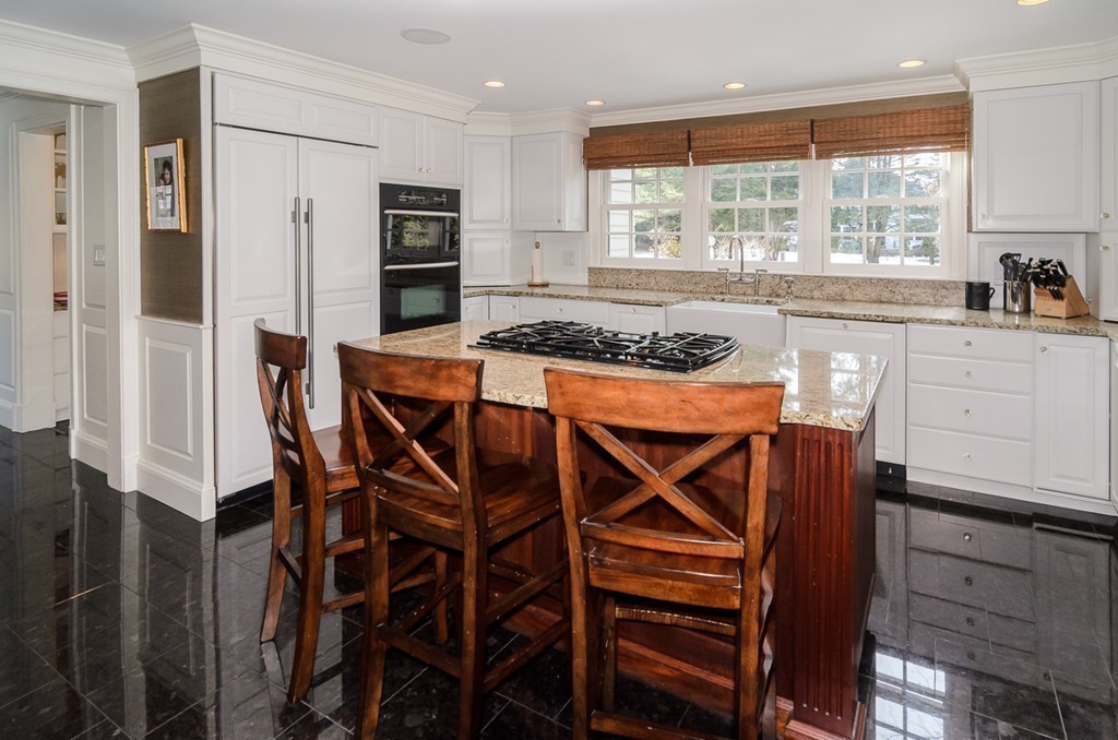18 Ordway Road Wellesley, MA 02481 - Photo 6 of 29