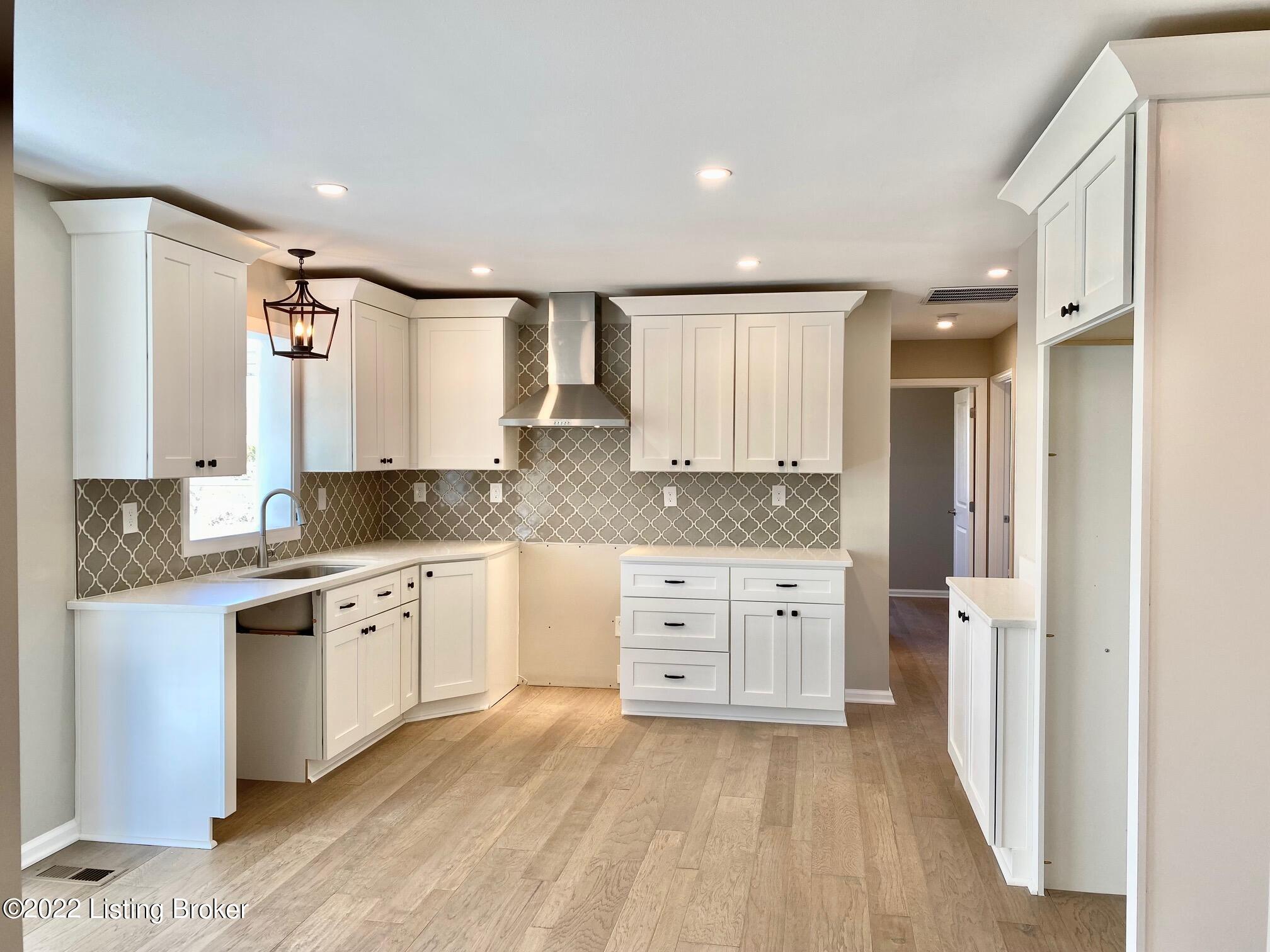 2885 Lake Jericho Road Smithfield, KY 40068 - Photo 3 of 48 Fabulous Kitchen Boasting Double Pantry, Coffee Bar, 42" Soft Close Solid Wood Cabinetry Opening To Year Round Sun Room w/ Breakfast Area!