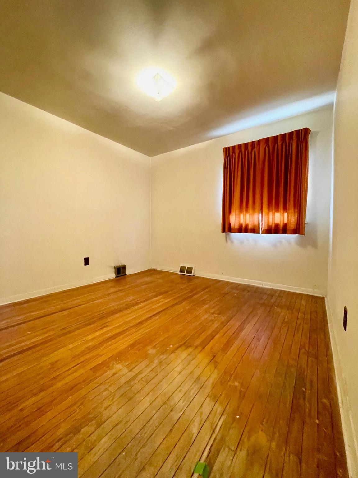 8941 Blue Grass Road Philadelphia, PA 19152 - Photo 14 of 33 Good Sized 2nd Bedroom