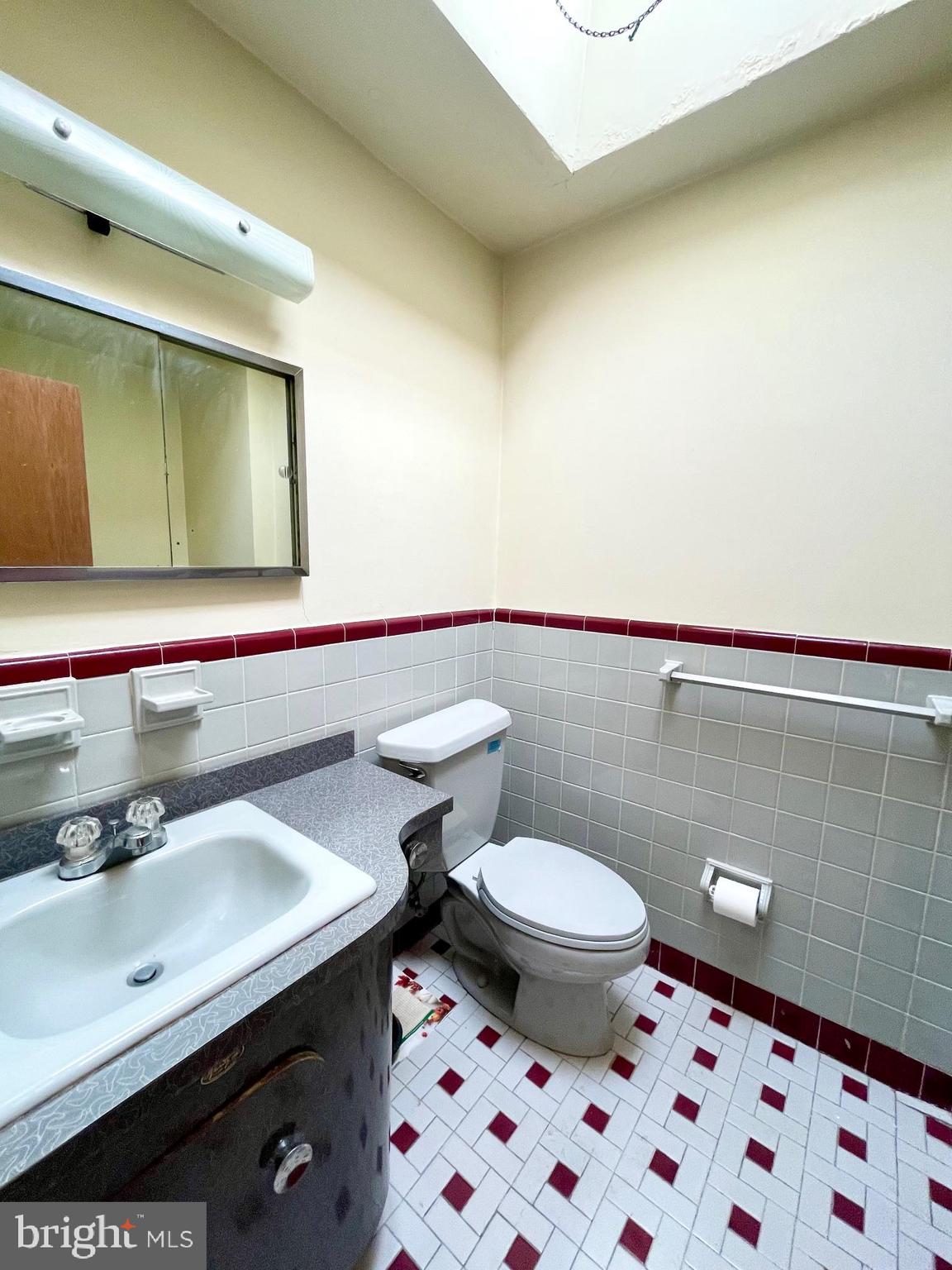 8941 Blue Grass Road Philadelphia, PA 19152 - Photo 15 of 33 Gallery Image 15