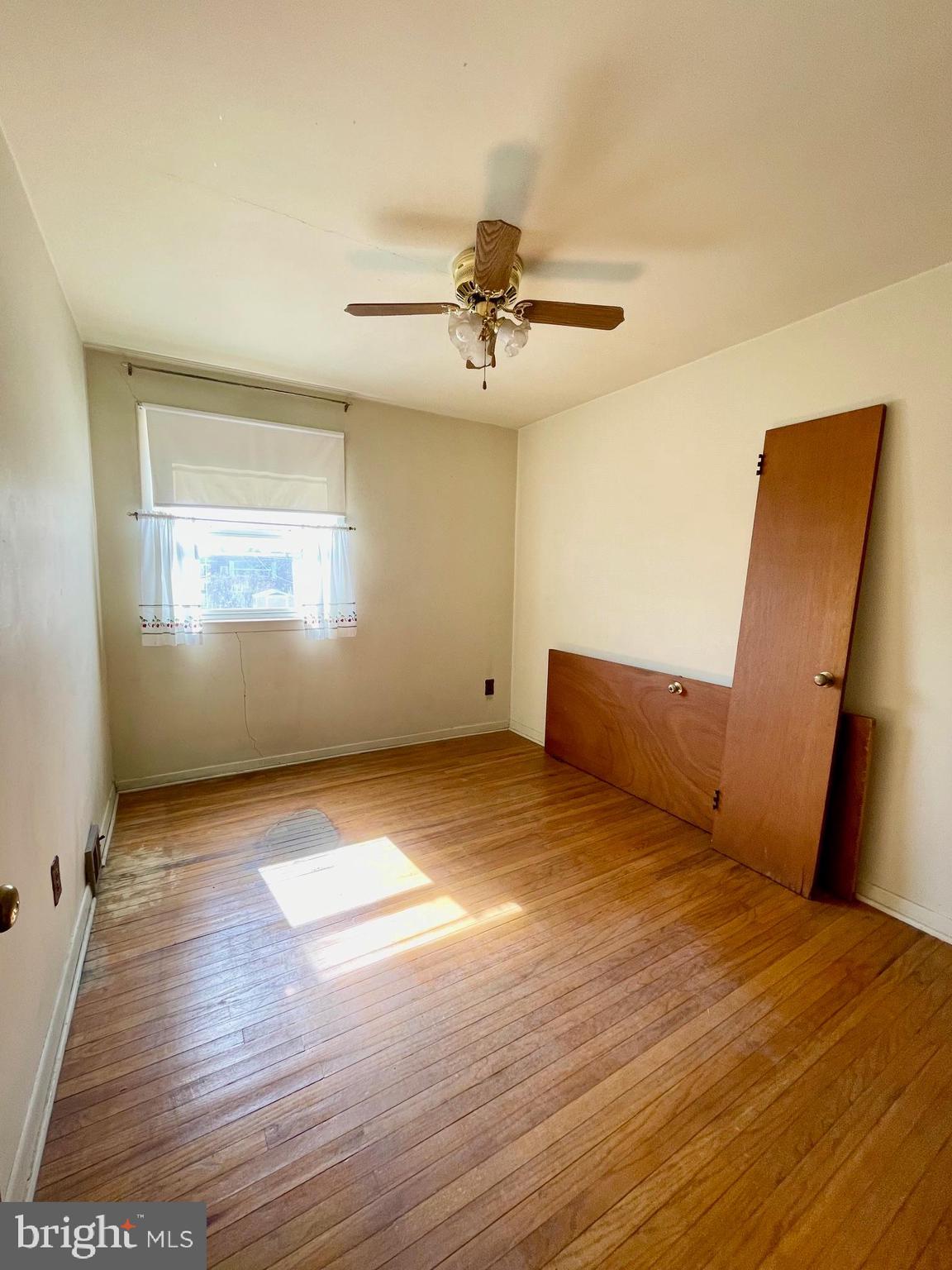 8941 Blue Grass Road Philadelphia, PA 19152 - Photo 17 of 33 3rd Bedroom with Ceiling Fan