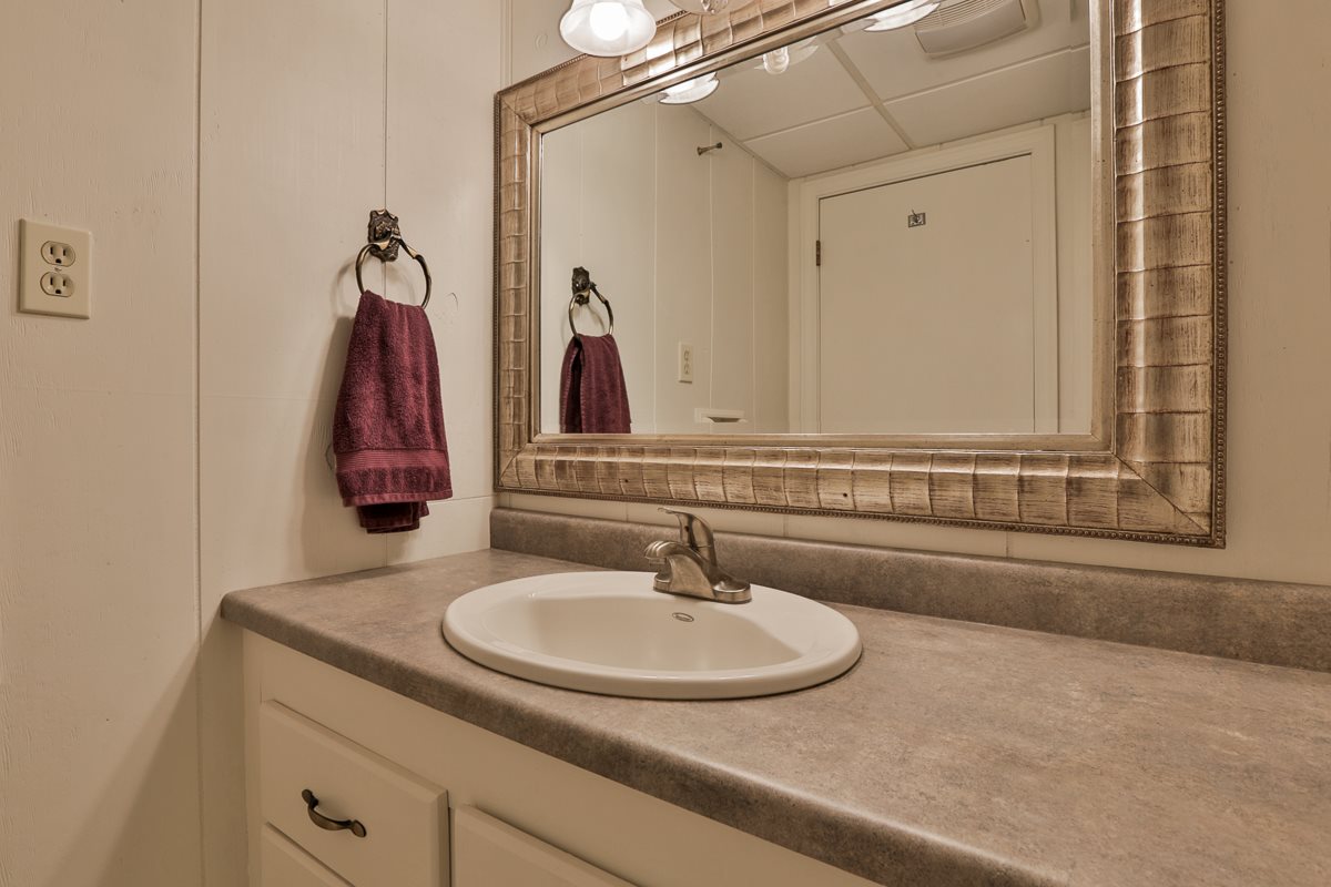 3 Spruce Cove Road Northwood, NH 03261 - Photo 23 of 28 Gallery Image 23
