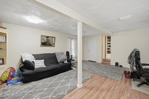 $349,989 | 1104 Main Street, Warren, MA 01083