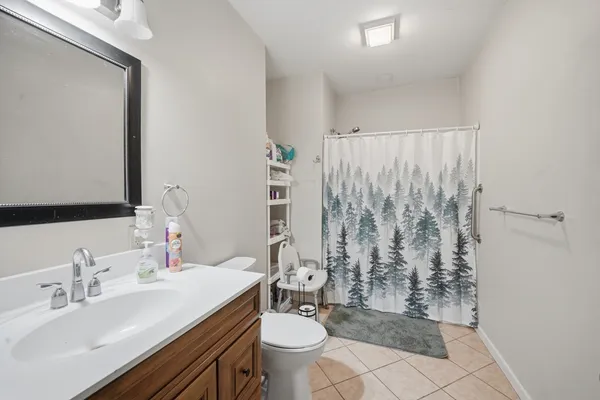 $349,989 | 1104 Main Street, Warren, MA 01083