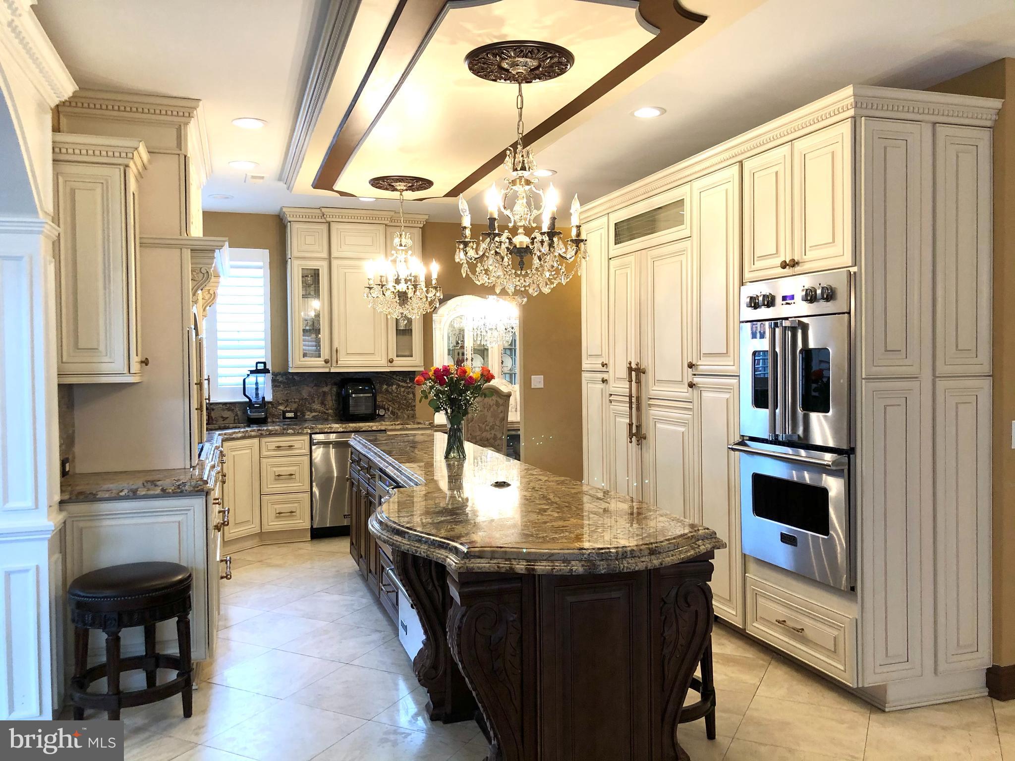 35 Raintree Drive Sicklerville, NJ 08081 - Photo 12 of 53 Gourmet kitchen!