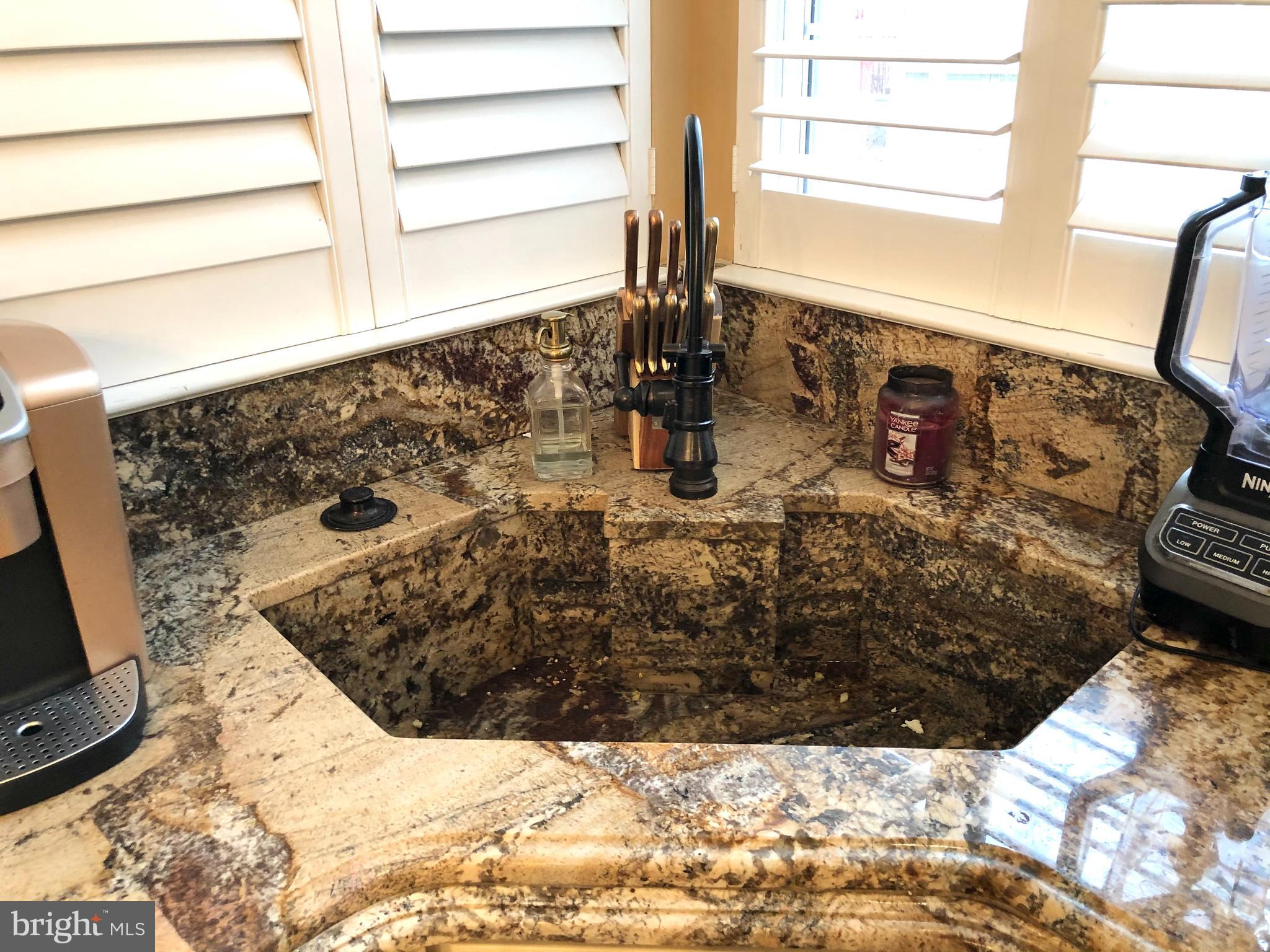 35 Raintree Drive Sicklerville, NJ 08081 - Photo 14 of 53 Granite sink