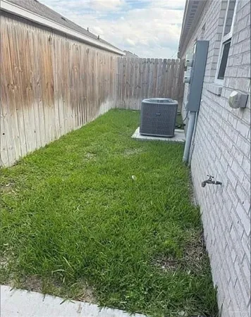 $1,250 | 5909 Swallow Avenue, Unit 3, Mission, TX 78573