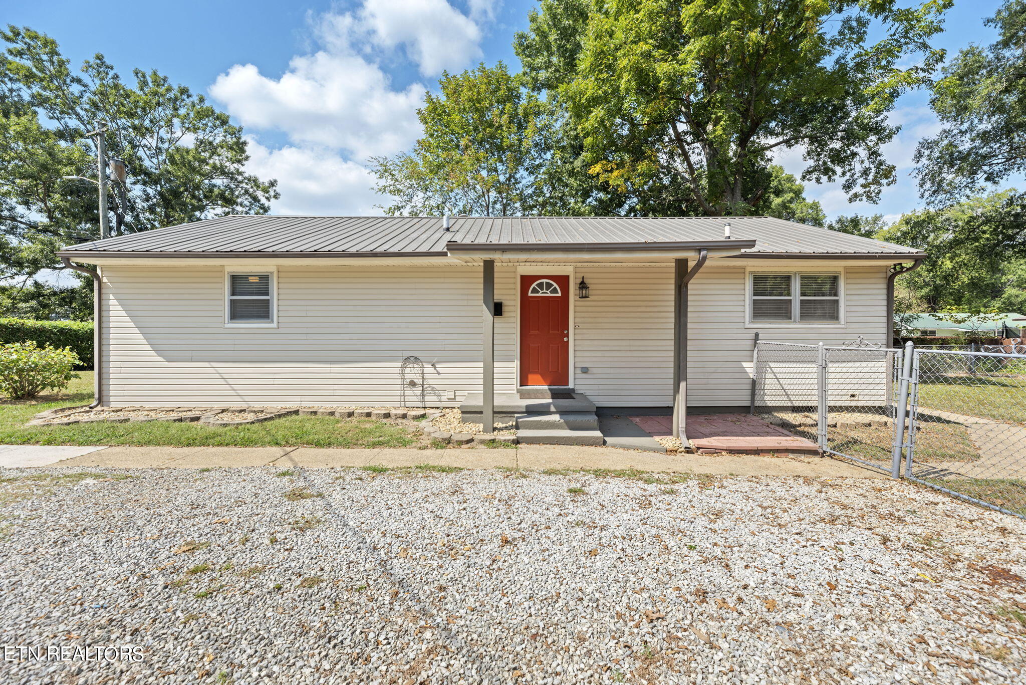 128 Nevada Circle Oak Ridge, TN 37830 - Photo 1 of 25 1-web-or-mls-Nvd128 (4)