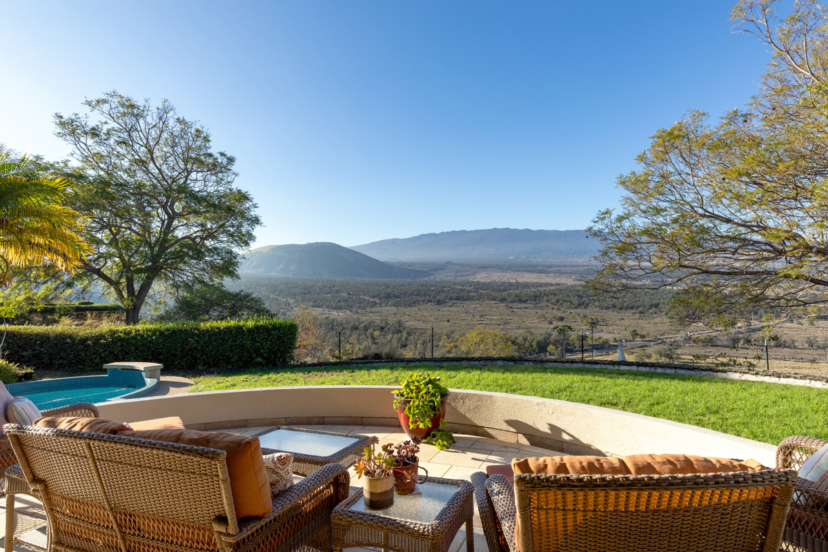 71-1638 Puu Napoo Drive Kailua-Kona, HI 96740 - Photo 4 of 30 a view of outdoor space yard swimming pool and green space