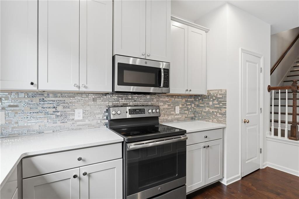 4917 Longview Walk Decatur, GA 30035 - Photo 8 of 24