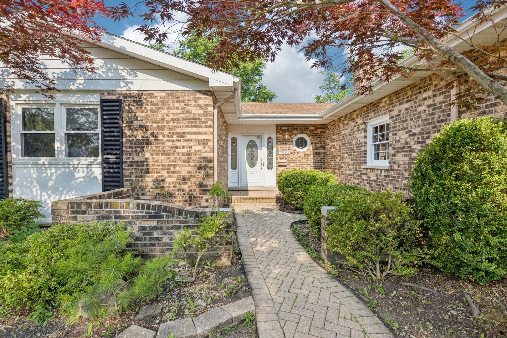 1946 Briarcliffe Boulevard Wheaton, IL 60189 - Photo 4 of 37