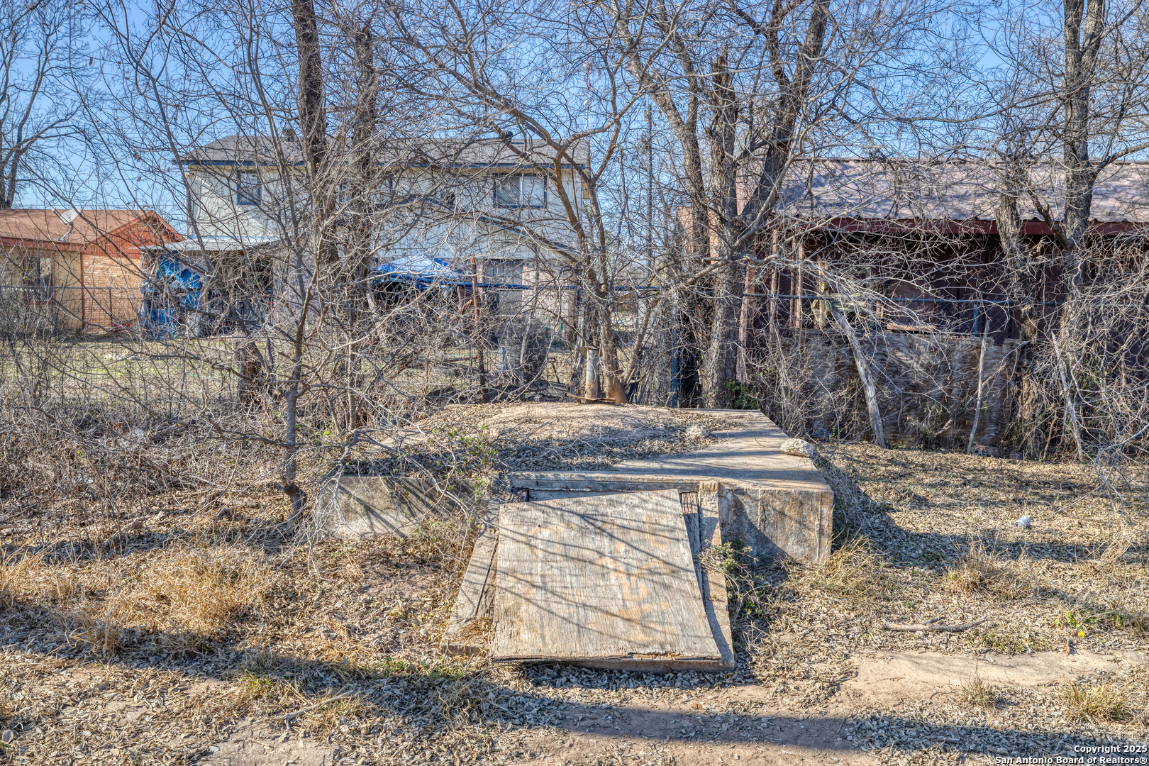 265 Prairie Street Uvalde, TX 78801 - Photo 5 of 13