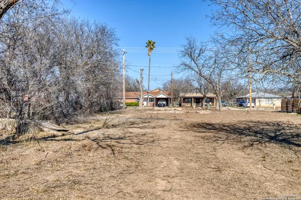 $45,000 | 265 Prairie Street, Uvalde, TX 78801