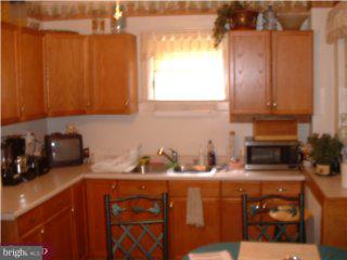 607 Rutherford Avenue Trenton, NJ 08618 - Photo 5 of 5 Gallery Image 5