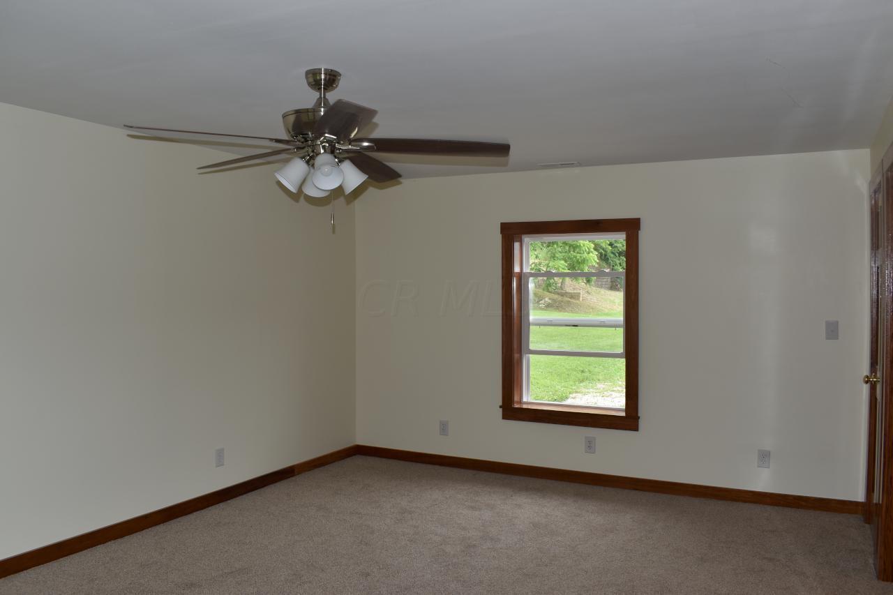 10218 Bremen Road Logan, OH 43138 - Photo 24 of 61 Owner's Suite