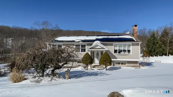 $550,000 | 205 W Road, Beacon Falls, CT 06403