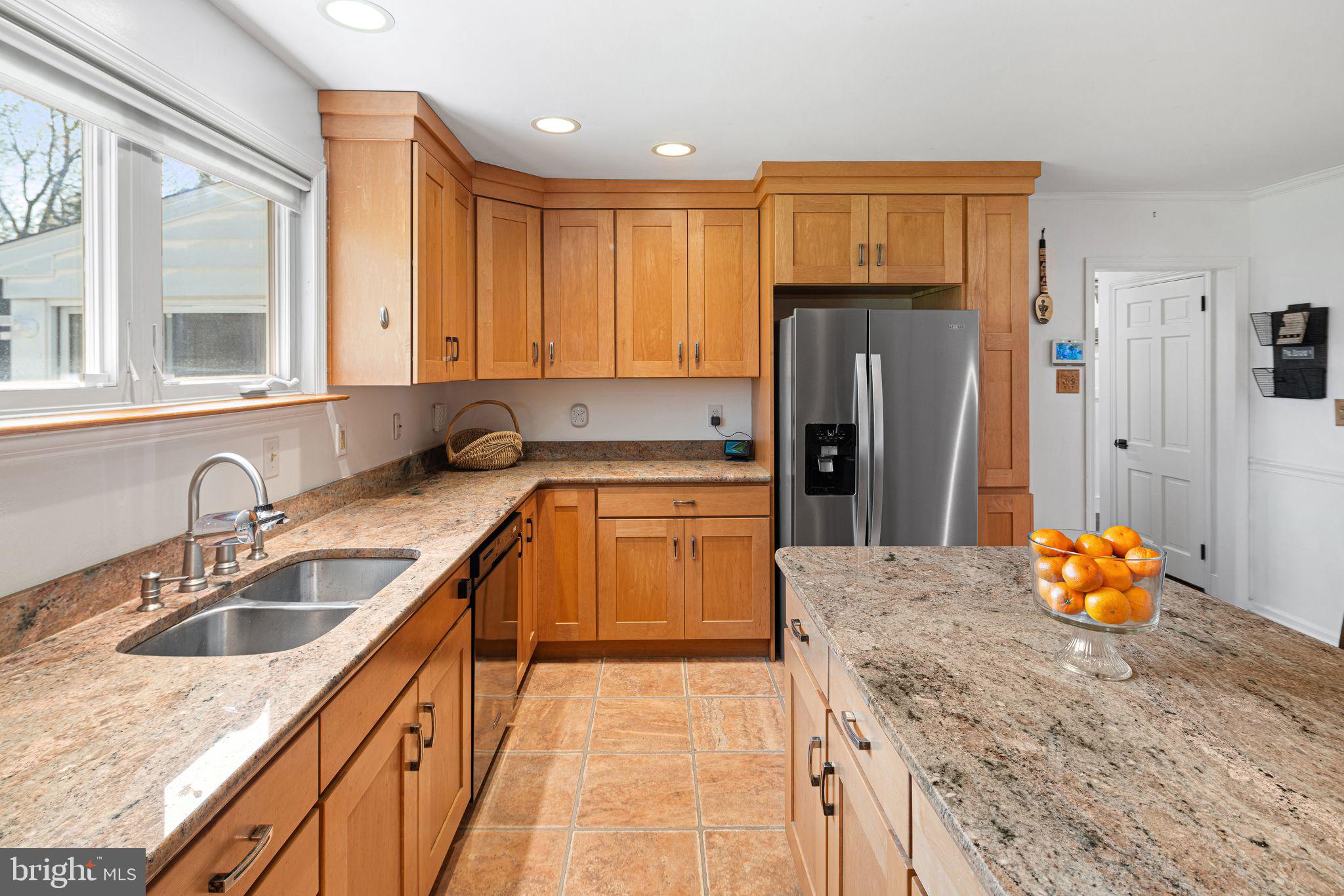 720 Linton Hill Road Newtown, PA 18940 - Photo 16 of 62 Kitchen