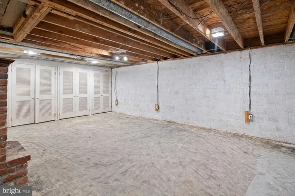 $865,000 | 720 Linton Hill Road, Newtown, PA 18940