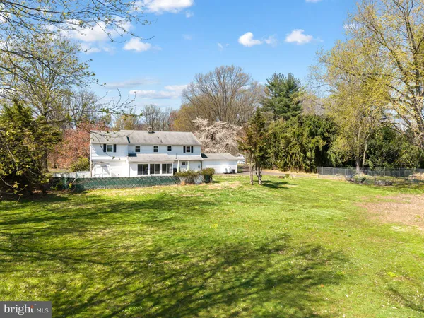 $865,000 | 720 Linton Hill Road, Newtown, PA 18940