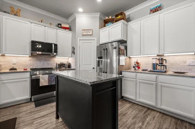 $300,000 | 2010 142nd Street, Lubbock, TX 79423