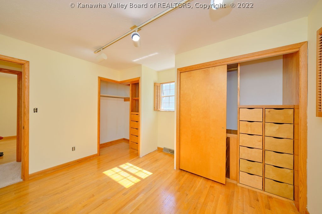 1422 Newcastle Road Charleston, WV 25314 - Photo 24 of 34 Gallery Image 24