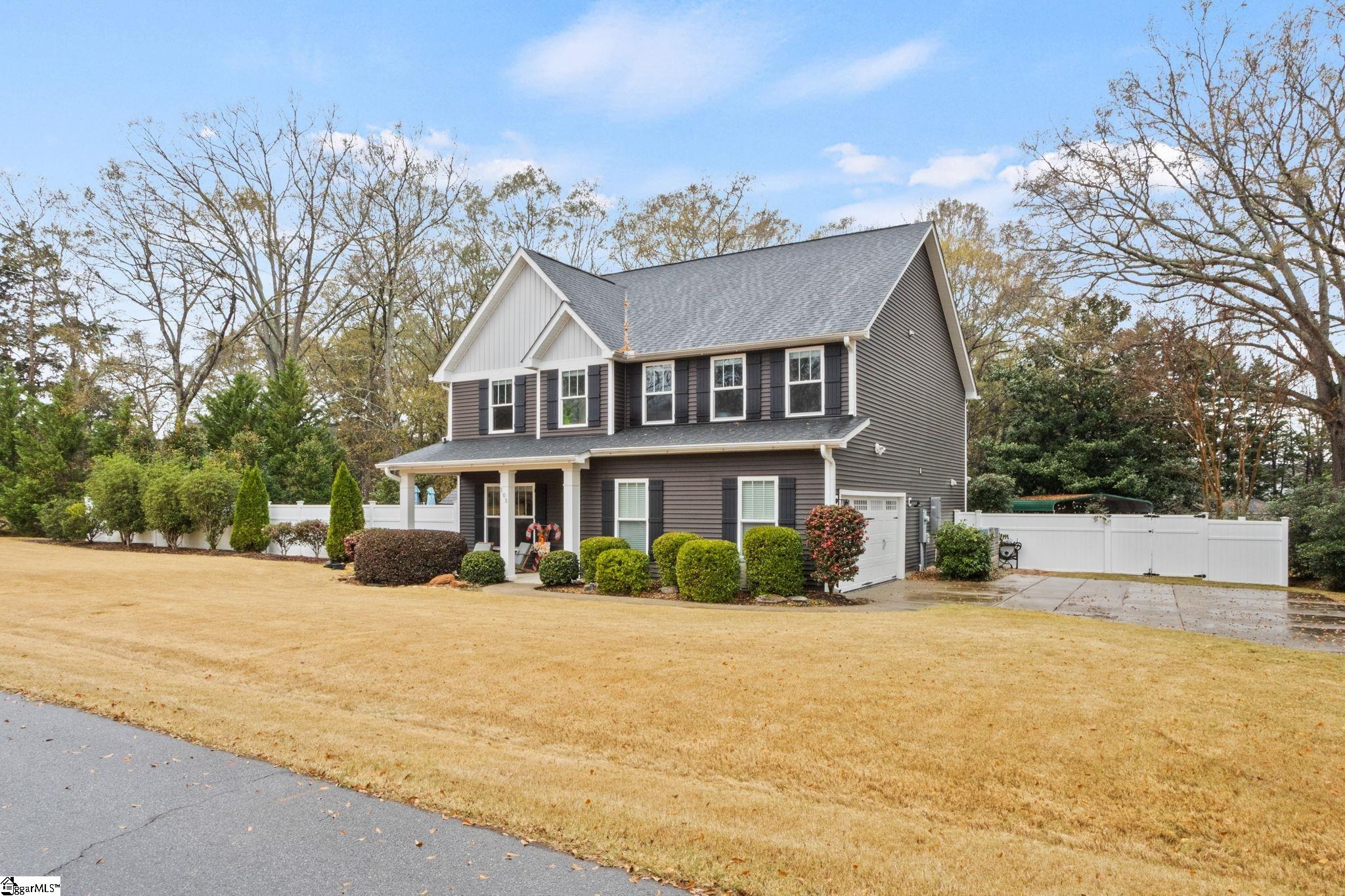 105 Inn Circle Fountain Inn, SC 29644 - Photo 2 of 27