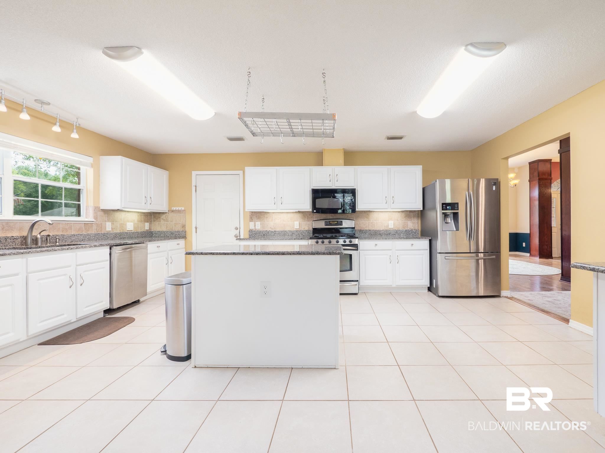 11559 Maple Court Daphne, AL 36526 - Photo 12 of 48