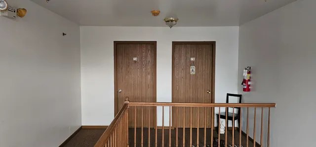 $1,900 | 301 Village Creek Drive, Unit 2A, Lake In The Hills, IL 60156